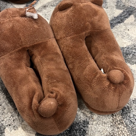 Line Friends Slippers! - Picture 3 of 3